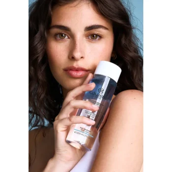 COLLISTAR TWO-PHASE Make-Up Removing Solution 200 ml